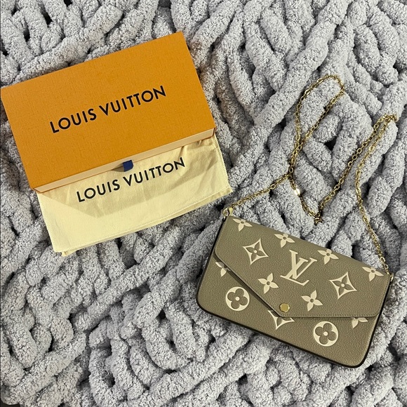 Louis Vuitton Pochette Félicie - Picture 2 of 5